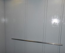Обработка поверхности стен кабины лифта антивандальным растворителем, окраска поверхности стен (3).jpg