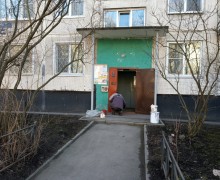 Покраска входных дверей по адресу ул. Бухарестская д. 68 к. 2 (1).jpg