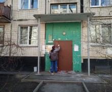 Покраска входных дверей по адресу ул. Белы Куна д. 20 к. 3 (1).jpg
