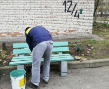 Окраска скамеек по адресу ул. Турку д. 12 к. 4 (2).jpg