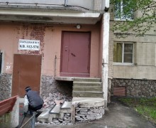 Ремонт крыльца по адресу ул. Малая Бухарестская д. 11-60 (парадная 9).jpg