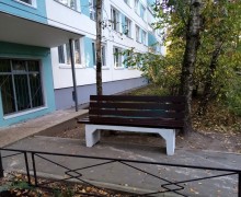 Установка скамеек по адресу ул. Турку д. 32 к. 1 (3).jpg