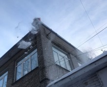 Очистка крыш от снега и наледи (5).jpg