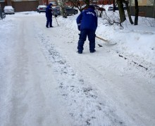 Ручная уборка территории от снега и наледи по адресу ул. Софийская д. 23 к. 2 (3).jpg