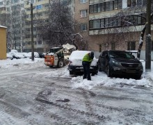 Уборка территории от снега и наледи по адресу ул. Софийская д. 57 (3).jpg