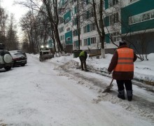 Уборка территории от снега и наледи по адресу ул. Софийская д. 40 к. 1 (2).jpg