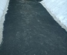 Очистка подходов к парадным от снега и наледи1.jpeg