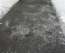 Очистка подходов к парадным от снега и наледи4.jpg
