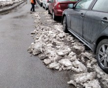 Очистка территории от снега и наледи по адресу ул. Ярослава Гашека, д. 305.jpeg