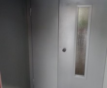 Установка дверей на лестничной клетке #2,3 по адресу ул. Бухарестская , д.67, пар.3 ..jpeg