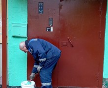Покраска дверей по адресу ул. Белы Куна, д.7, кор.2.jpeg