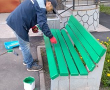 Покраска скамеек по адресу ул. Малая Карпатская, д.21..jpeg
