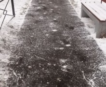 Очистка подходов к парадным от снега2.jpeg
