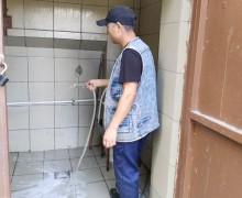 Мытье мусороприемных камер по адресу ул. Бухарестская, д. 116 (2).jpeg